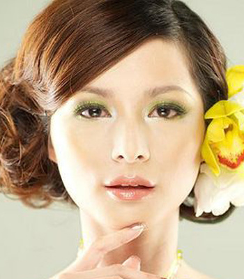 撩人新娘妆 易容有术