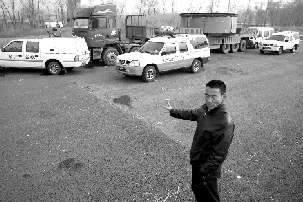 货车被扣14天遭索5万看车费